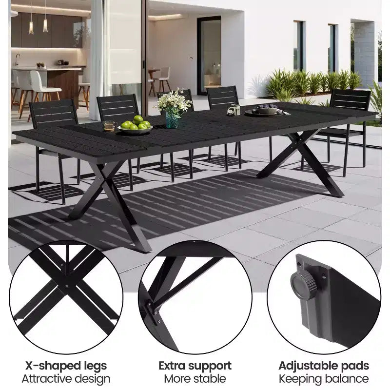 Set da pranzo da esterni extra large da 13 pezzi, gambe a X, sedie impilabili, tavolo effetto legno con foro per ombrellone