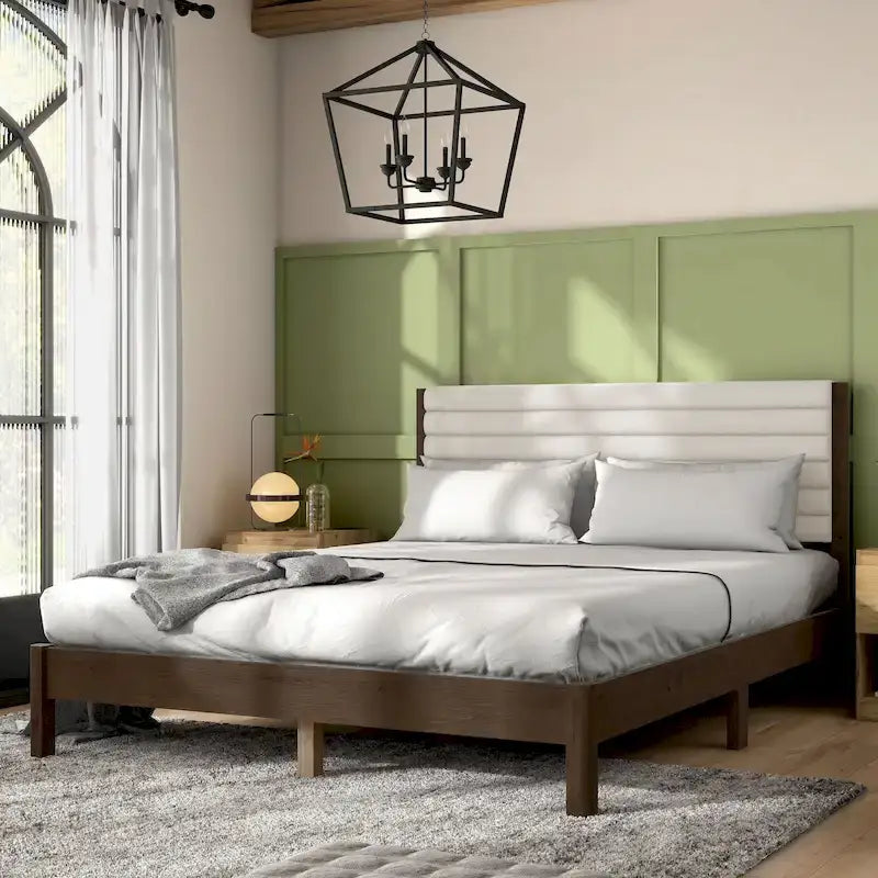 Letto a piattaforma Queen imbottito a canali con doghe in legno massello